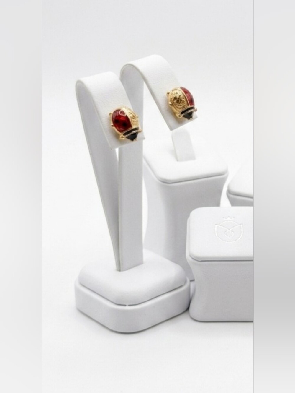 10k Gold Ladybug Stud Earrings [5.5mm] - Picture 2 of 4